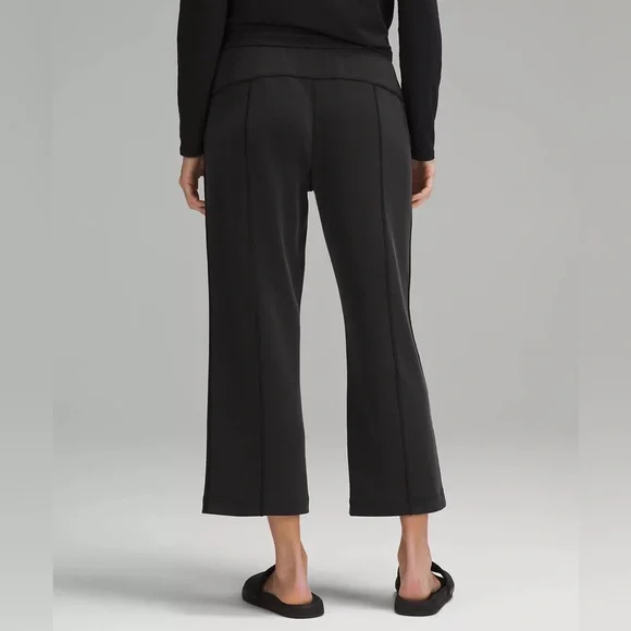 Lululemon Softstreme High-Rise Straight-Leg Cropped Pant | Belgium blue | 8 - Picture 4 of 8